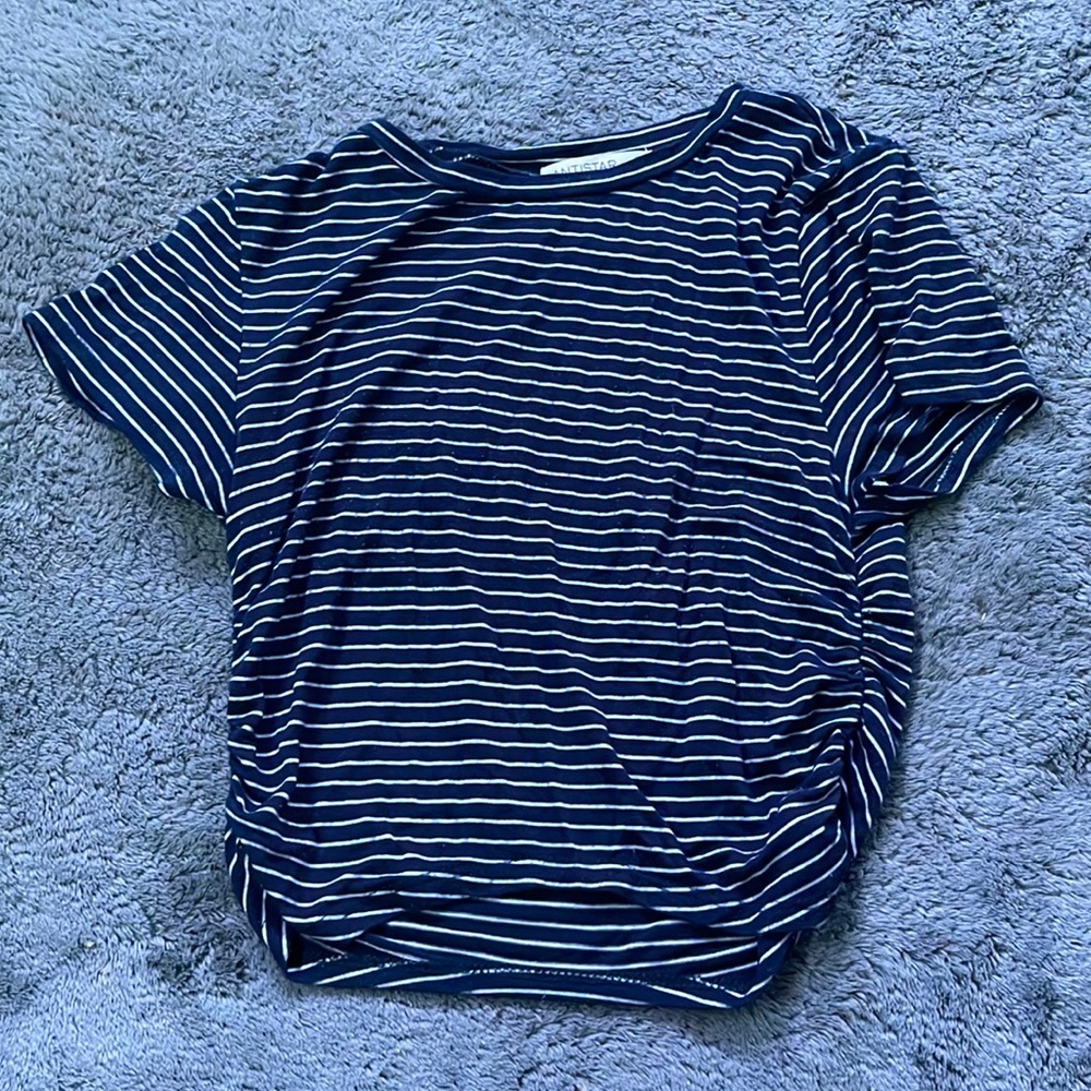 belly shirt size small